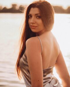 GoldenBride image 5