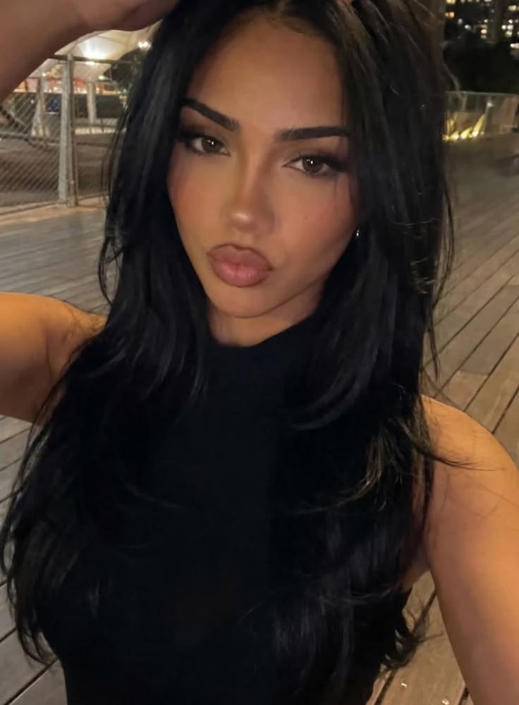 ColombiaLady image 1