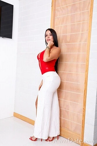 Nathale Profile image 1