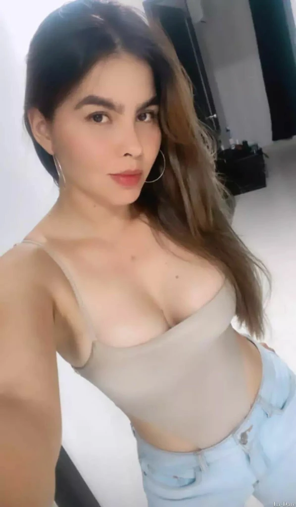 Katherinne Profile image 4
