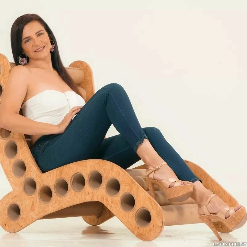 Fernanda Profile image 1