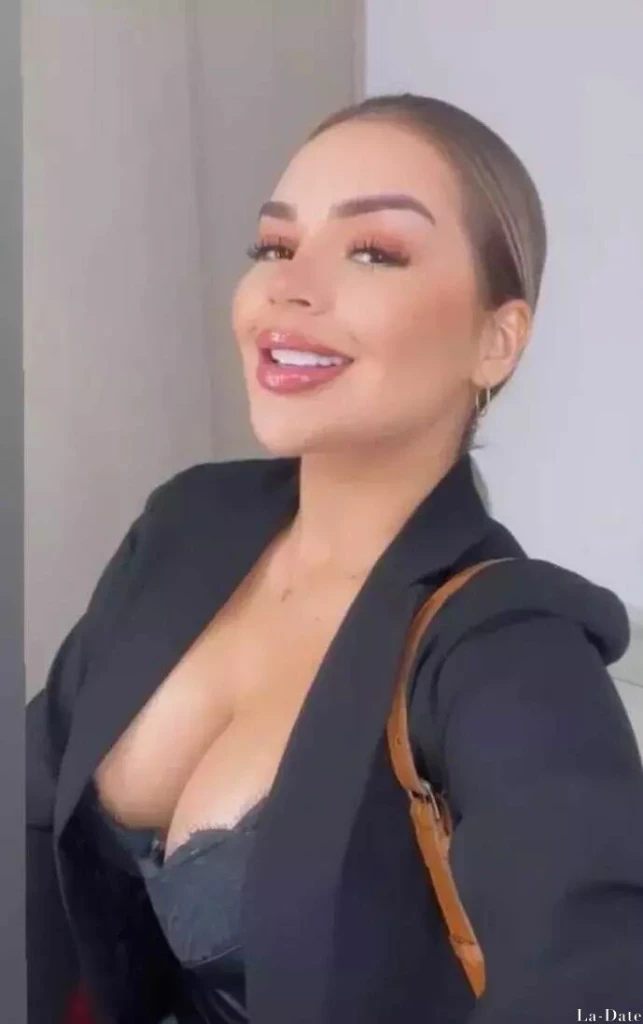 Dayana Profile image 4