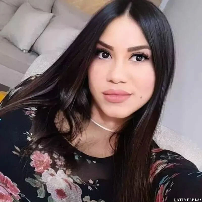 Barbara Profile image 3