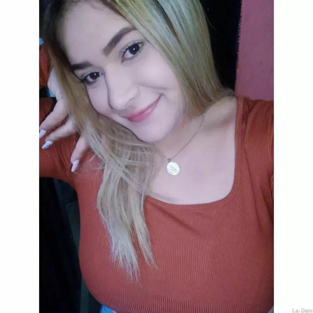 Mercedes Profile image 1