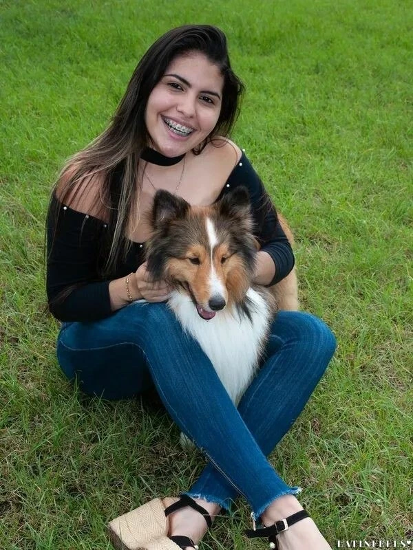 Carmen Profile image 5