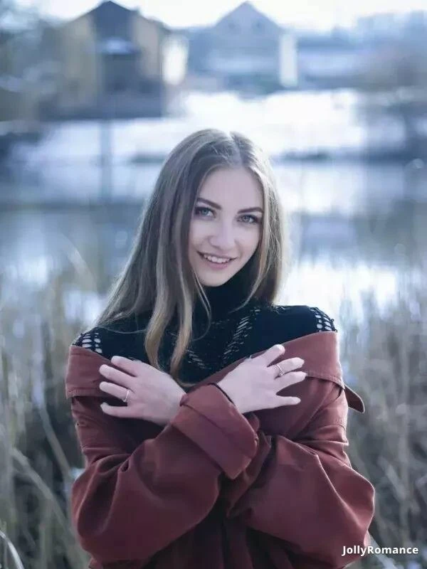 Olga Profile image 1